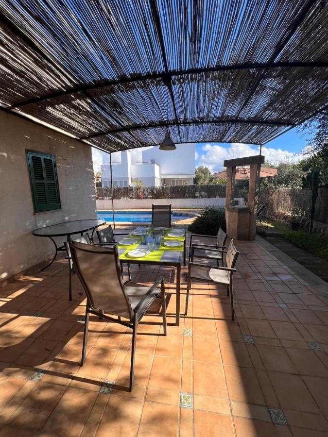 Chalet Con Piscina Sa Rapita Villa Ngoại thất bức ảnh
