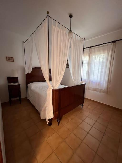 Chalet Con Piscina Sa Rapita Villa Ngoại thất bức ảnh